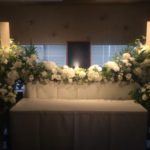 お別れの会・偲ぶ会装花 ご希望の規模、スタイル、色合い、ご予算 ご対応いたします